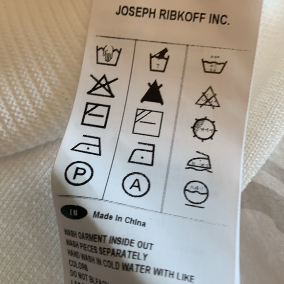 Joseph Ribkoff Size M top - Picture 15 of 15